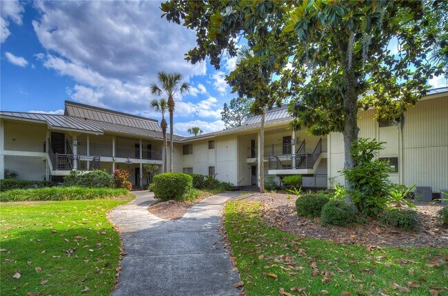 Building Photo - 29300 Bay Hollow Dr