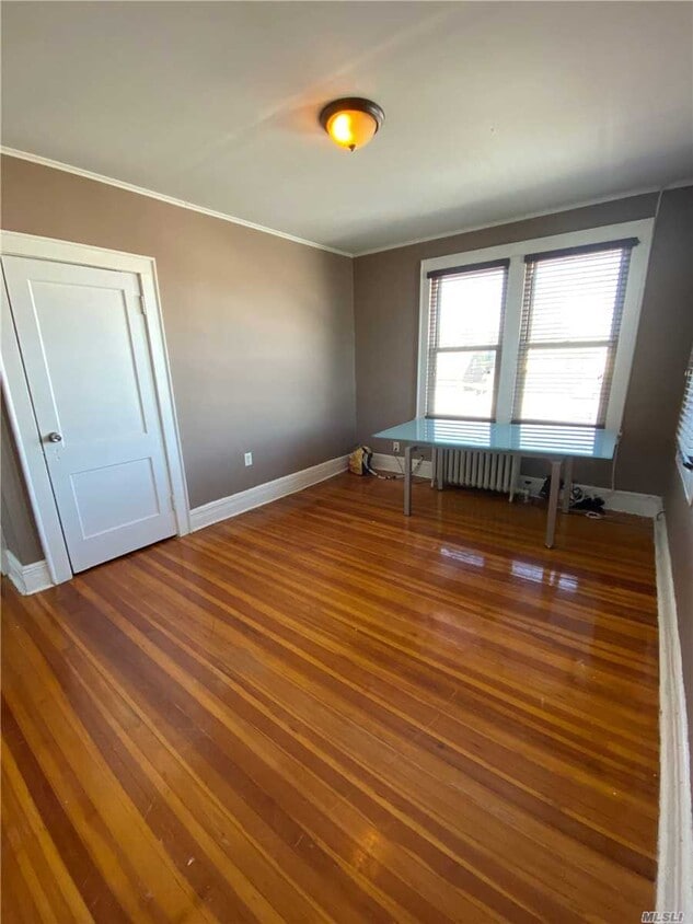 683 Chestnut St, Cedarhurst, NY 11516 House Rental in Cedarhurst, NY