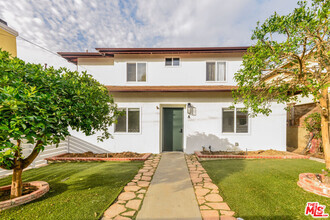 Building Photo - 2107 Pullman Ln