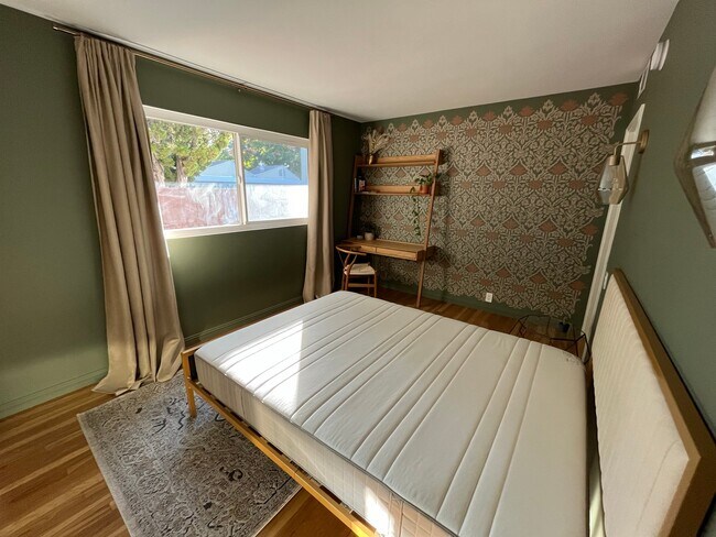 Foto del edificio - 4353 Colfax Ave