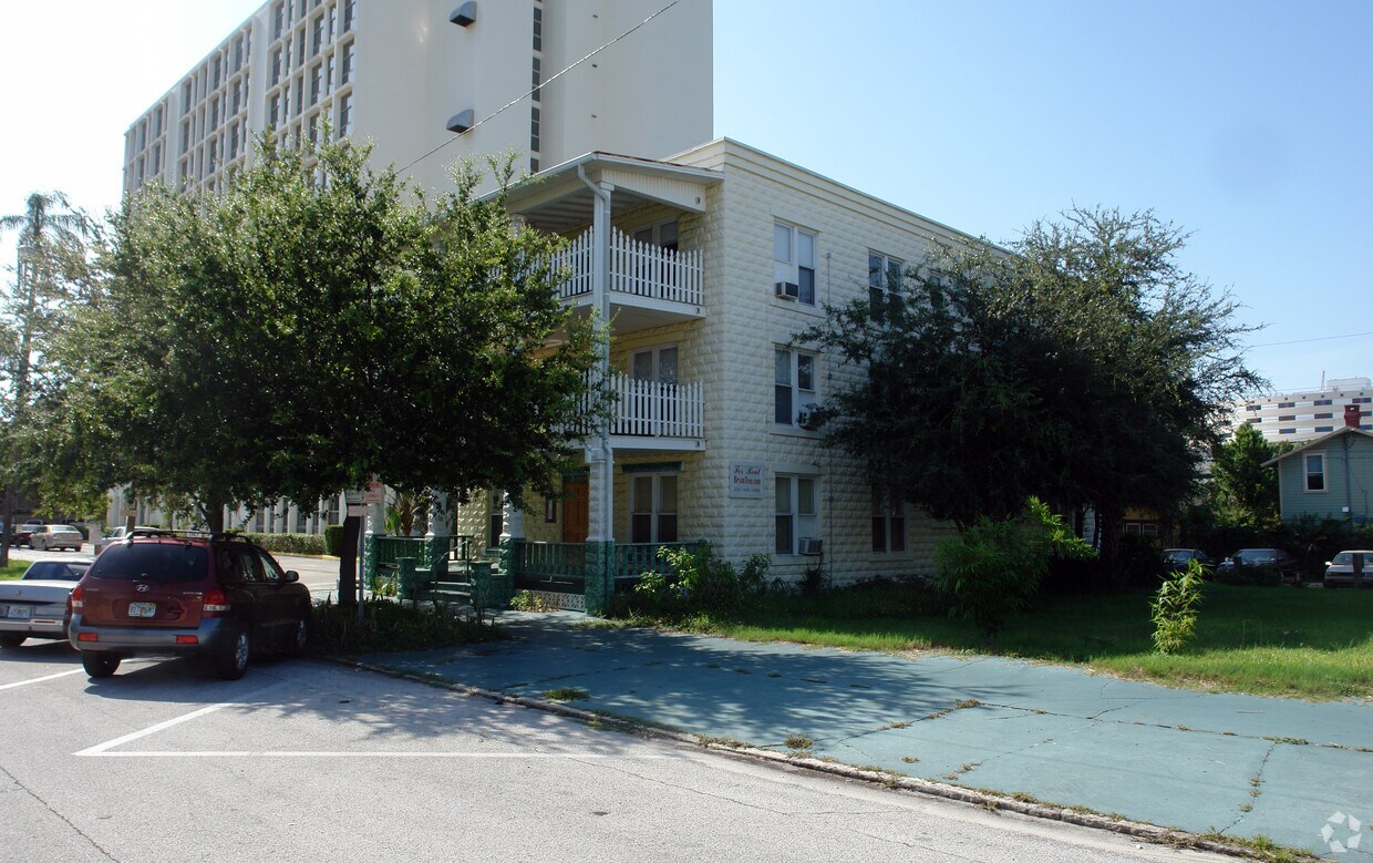 Foto del edificio - 552 3rd Ave S