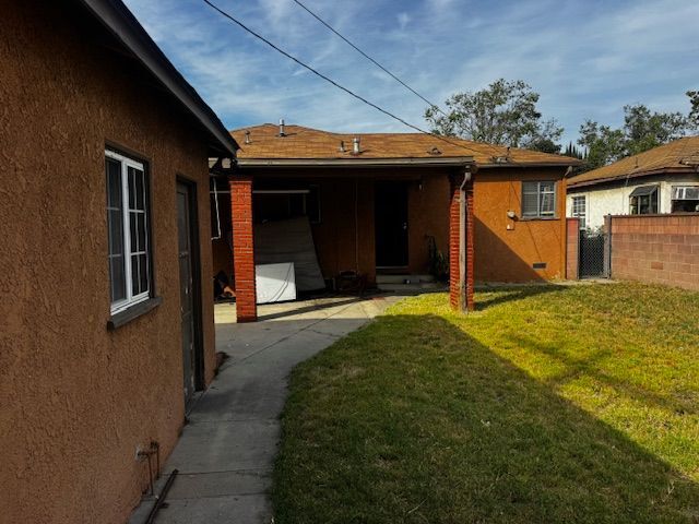Building Photo - 9610 Rosecrans Ave