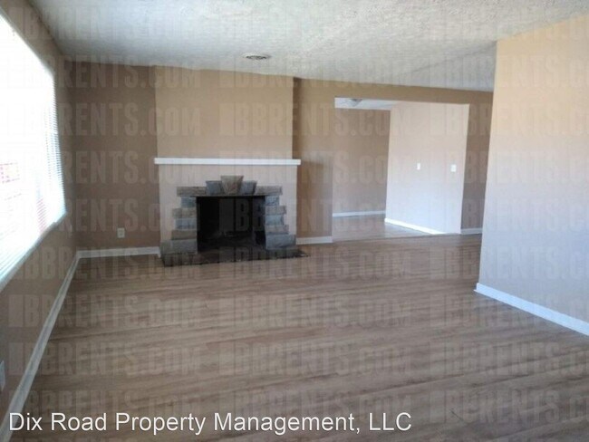 Building Photo - 3 br, 1 bath House - 4372 Free Pike,