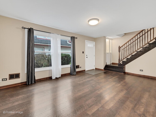 Building Photo - 1955 Liberty Pl