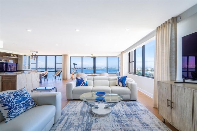 Foto del edificio - 770 S Palm Ave