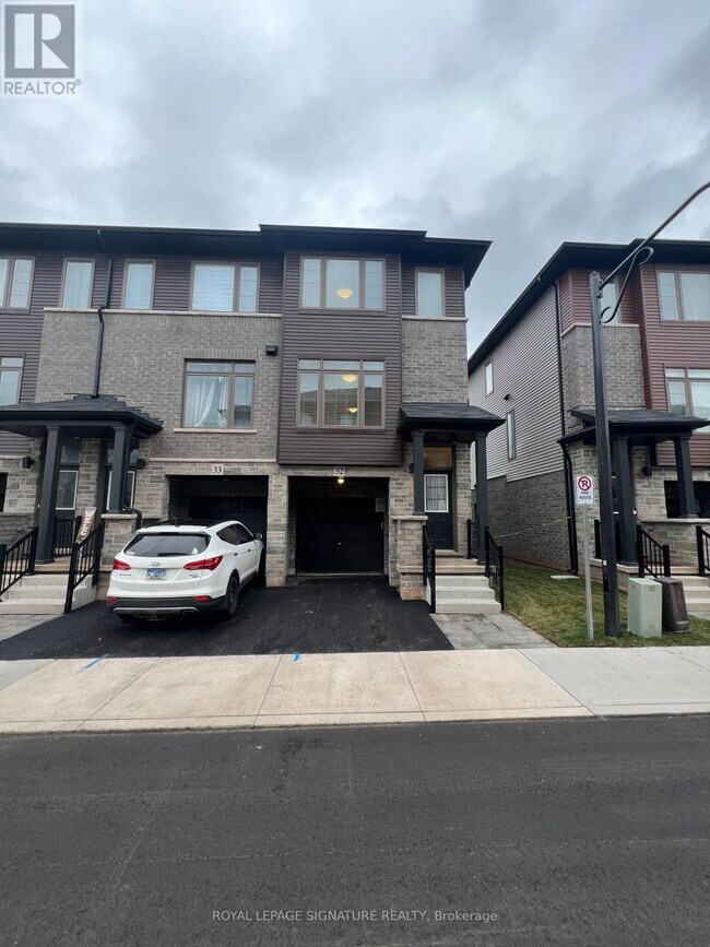 Photo du bâtiment - 575 Woodward Ave