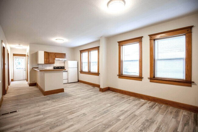 Foto del edificio - 724 Laramie St
