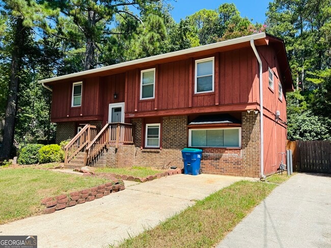 Building Photo - 7220 Connell Rd