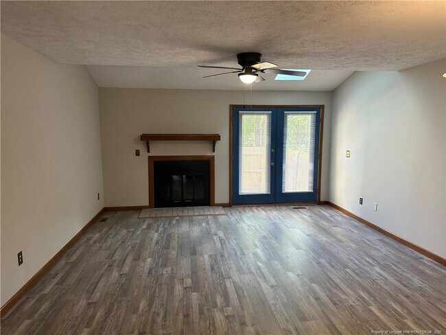 Foto del edificio - 1202 Huntsman Ct