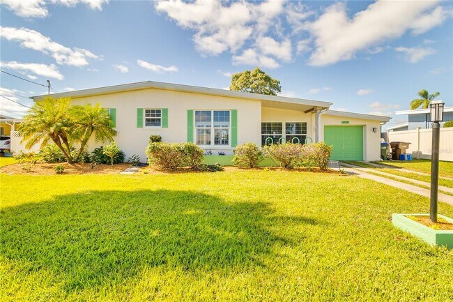 Foto del edificio - 6359 Pontiac Ln