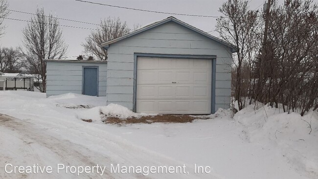 Building Photo - 3 br, 1 bath House - 1331 7th St SW