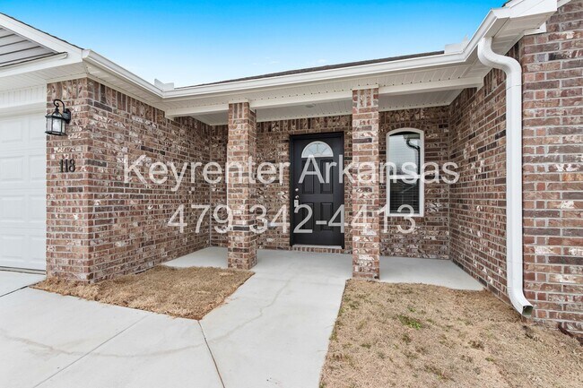 Building Photo - Gorgeous home ready for you!