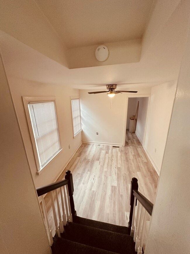 Foto del edificio - 118 S Queen St