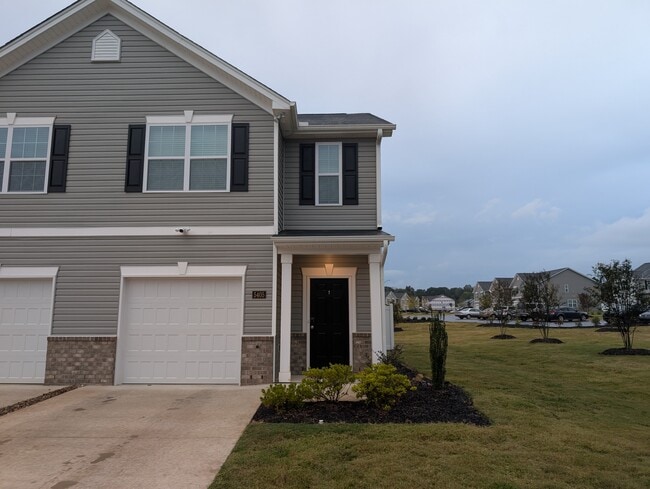 Building Photo - 5405 Henley Ridge Dr