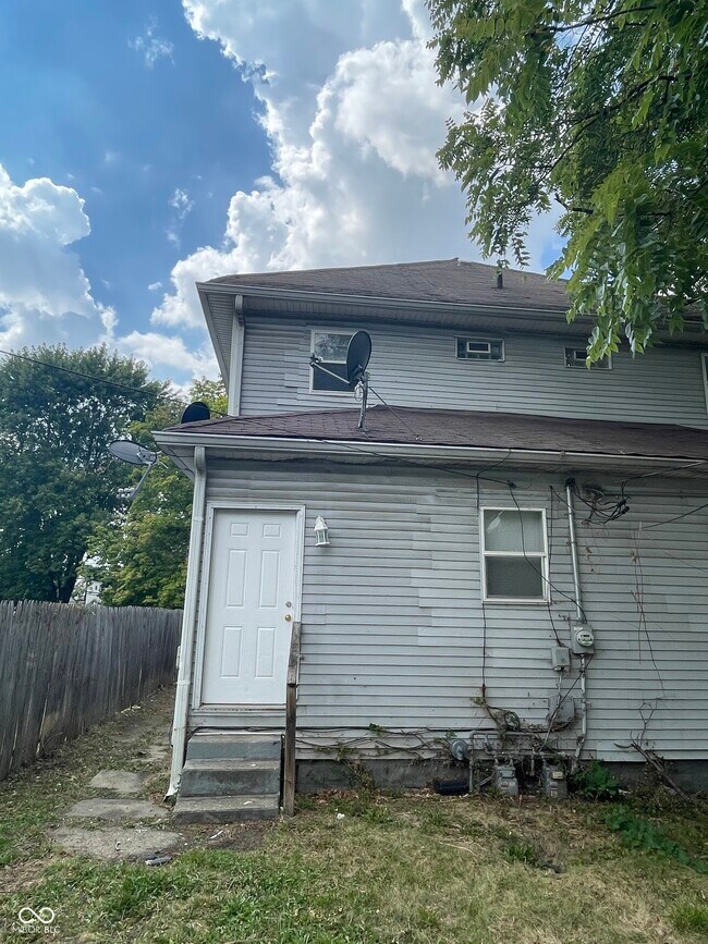 Building Photo - 35 N Randolph St