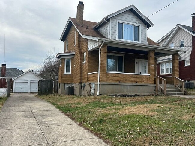 Foto del edificio - 4131 St Martins Pl