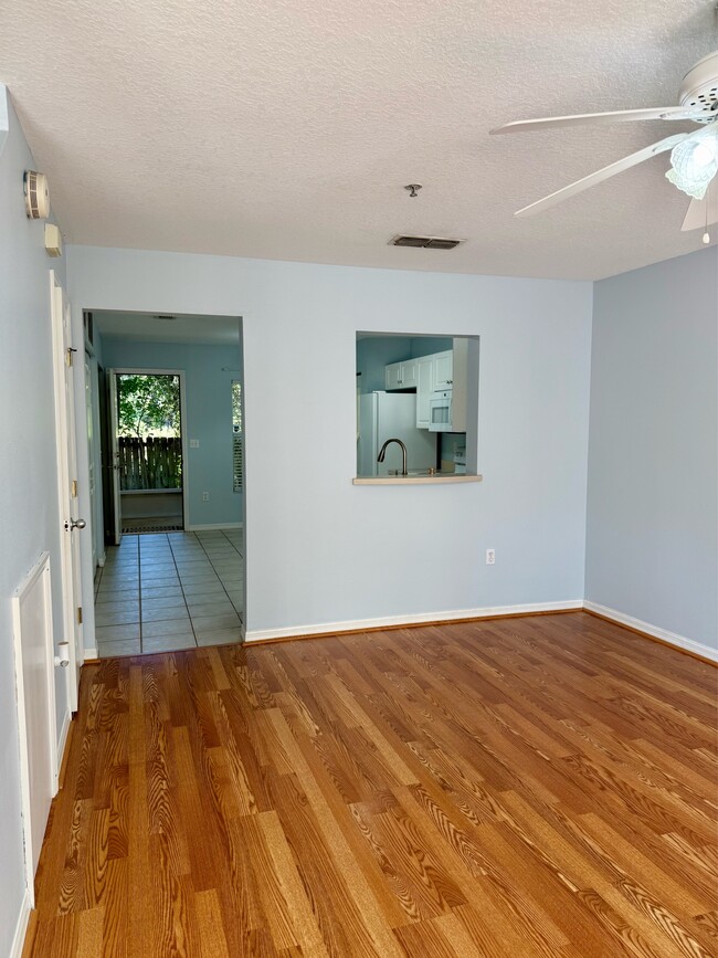 Foto del edificio - 2636 SW 35th Pl