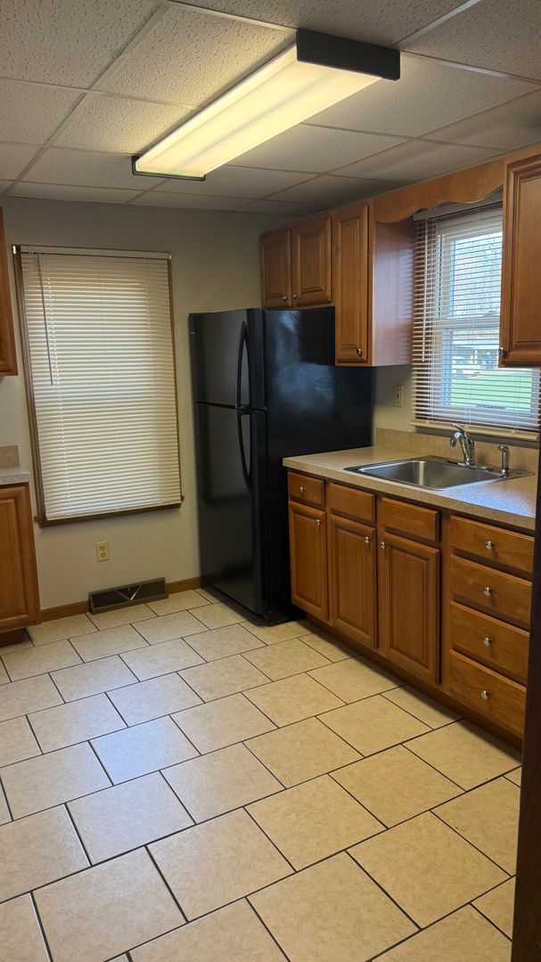 Foto del edificio - 1 bedroom ranch style home ready now!