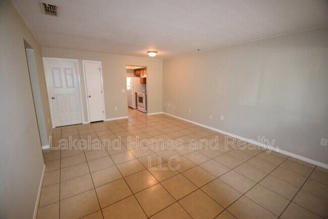 Building Photo - 2237 Bordeau Ct