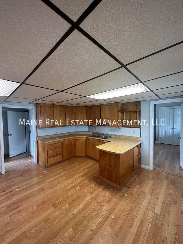 Foto principal - 589 Main St