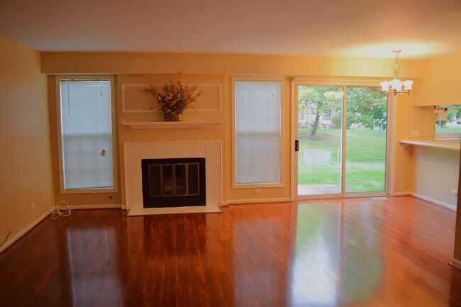 Foto del edificio - 1460 W Sapphire Dr