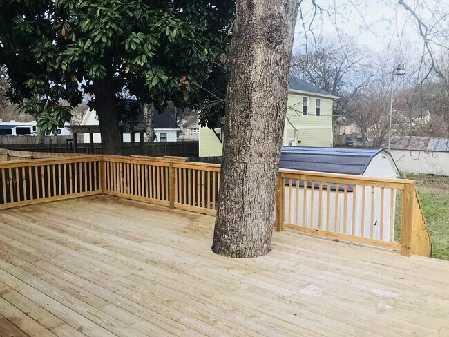 Deck - 1101 N 2nd St