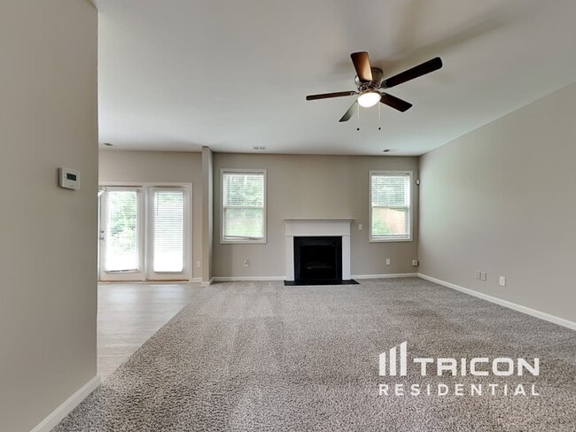 Building Photo - 3952 Margaux Dr