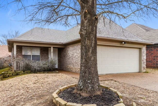 Building Photo - 10095 Cross Hill Dr