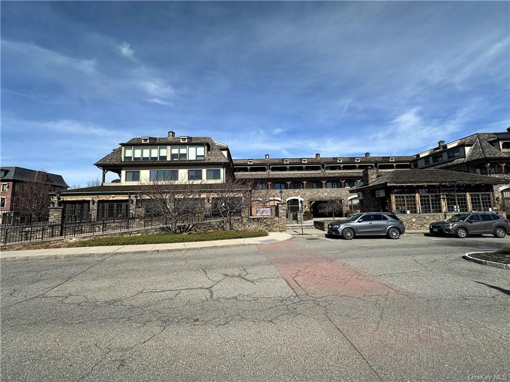 Primary Photo - 127 W Main St