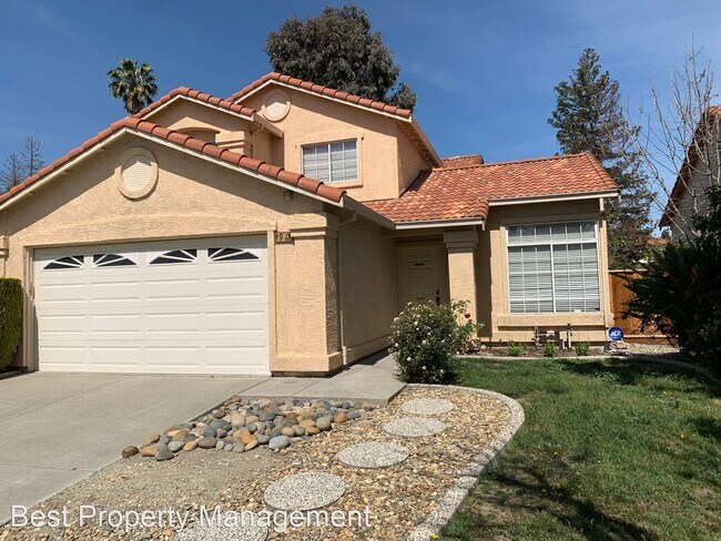 Building Photo - 4 br, 3 bath House - 4908 Westwood Way