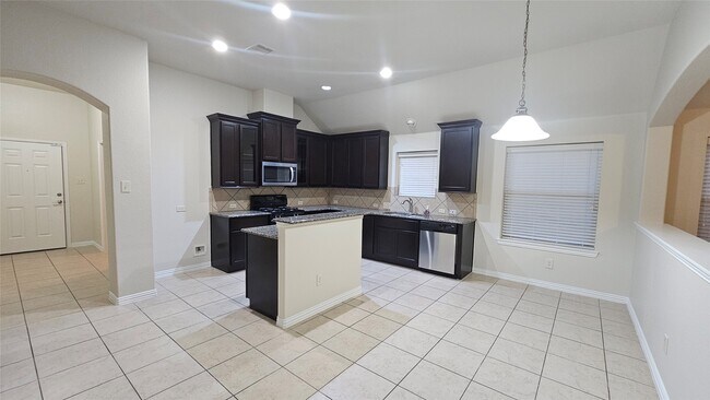 Foto del edificio - 10002 Blissfull Valley Ln