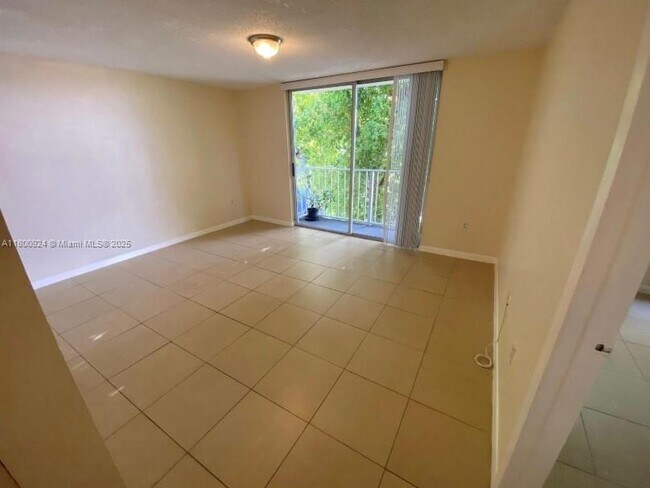 Foto del edificio - 1720 NW N River Dr