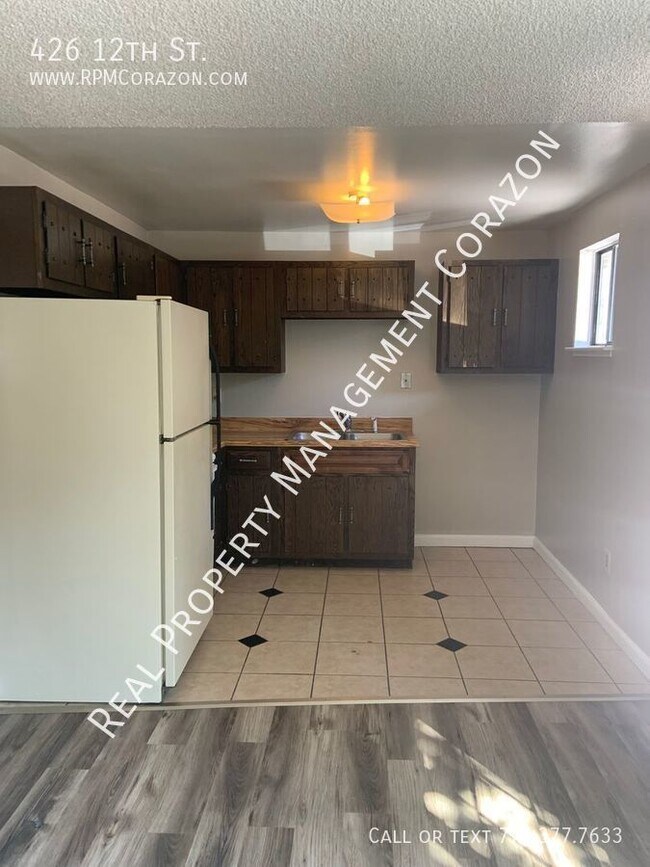 Foto del edificio - 426 12th St