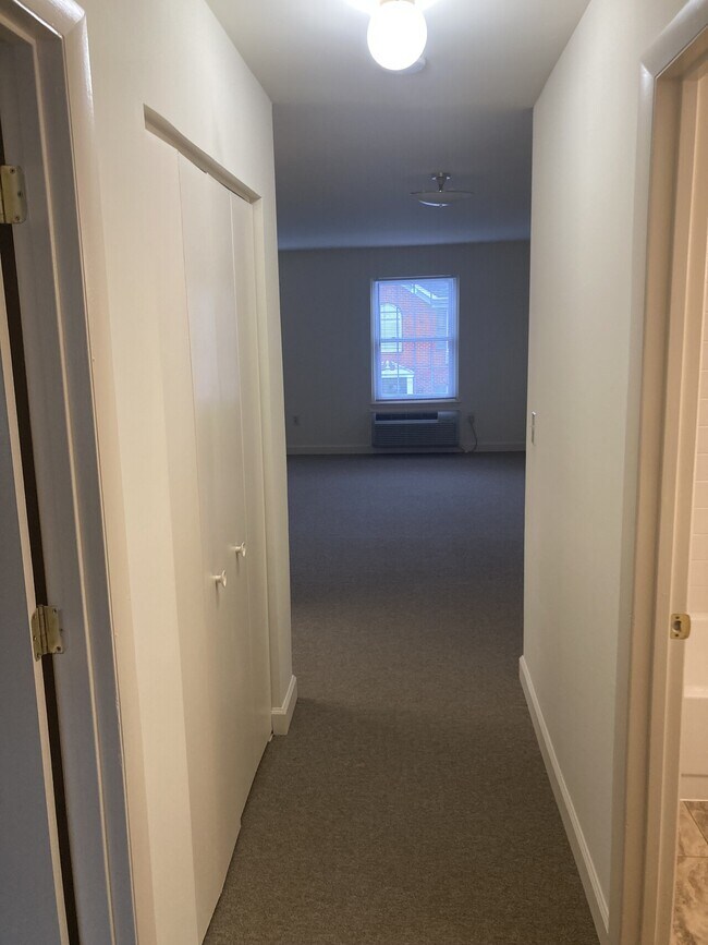 315321 Broadway St Unit 315202, Quantico, VA 22134 Condo for Rent