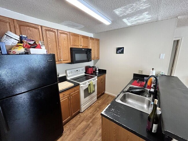 Foto del edificio - 155 Anderson Hwy