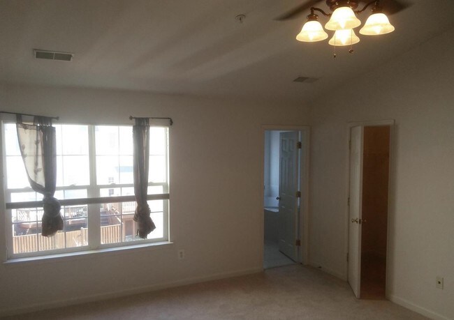 Foto del edificio - 2507 Blue Water Blvd