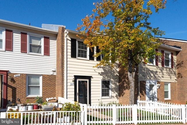 Foto del edificio - 7604 Somerset Ln