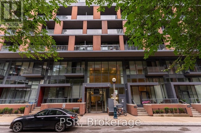 Building Photo - 20 Bruyeres Mews