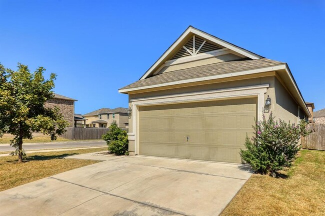 Building Photo - 6300 Garden Rose Path