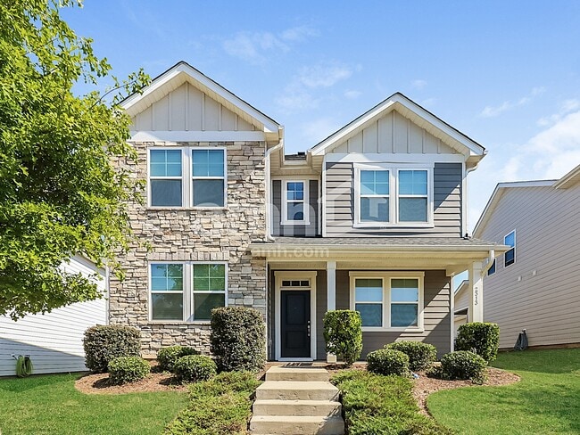 Building Photo - 427 Catawba St