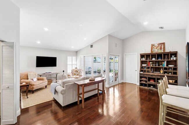 Foto del edificio - 2579 Bedford Mews Dr