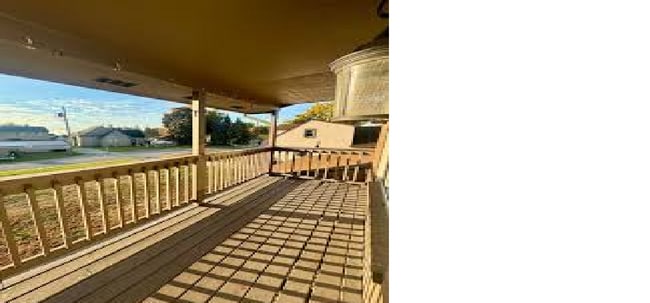 Balcony - 35711 Alfred St Balcony - 35711 Alfred St