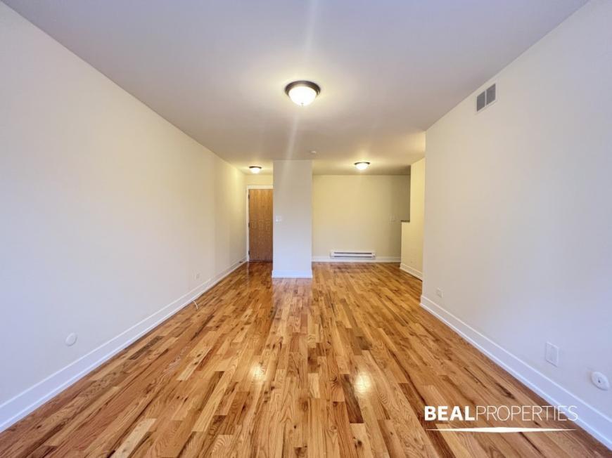 Building Photo - 1 bedroom in CHICAGO IL 60614