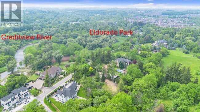 Photo du bâtiment - 8295 Creditview Rd