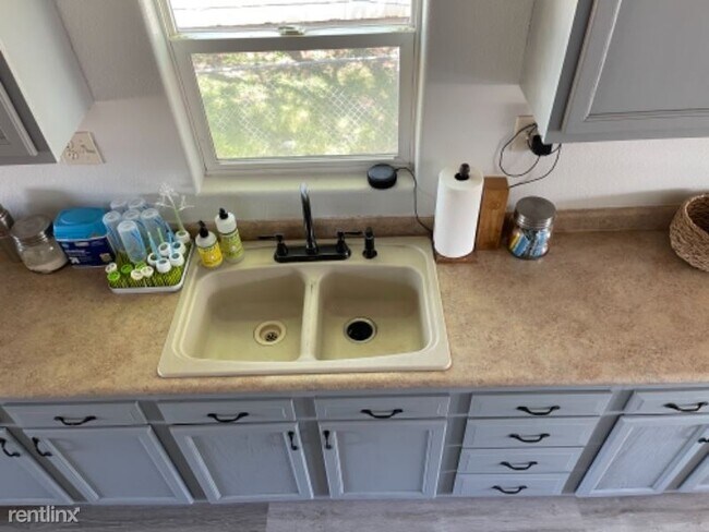 Foto del edificio - 4 br, 2 bath House - 331 Saint Patrick Street