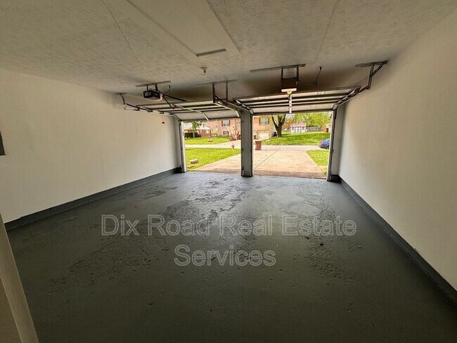 Foto del edificio - 3312 Burgoyne Dr