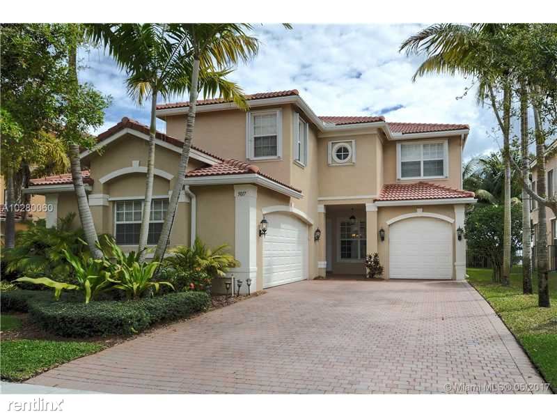 Primary Photo - 5017 SW 183rd Ave