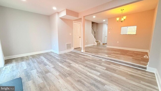 Foto del edificio - 20117 Laurel Hill Way