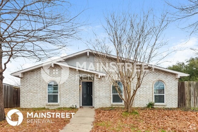 Building Photo - 9017 Willowbrook Dr