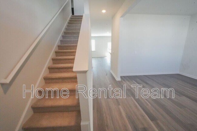 Building Photo - 108 Windrush Pnes